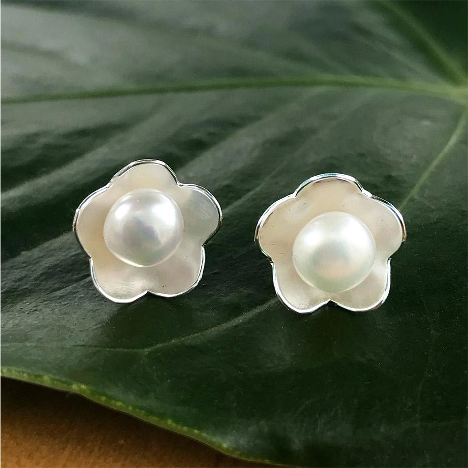 In Bloom Pearl Earrings