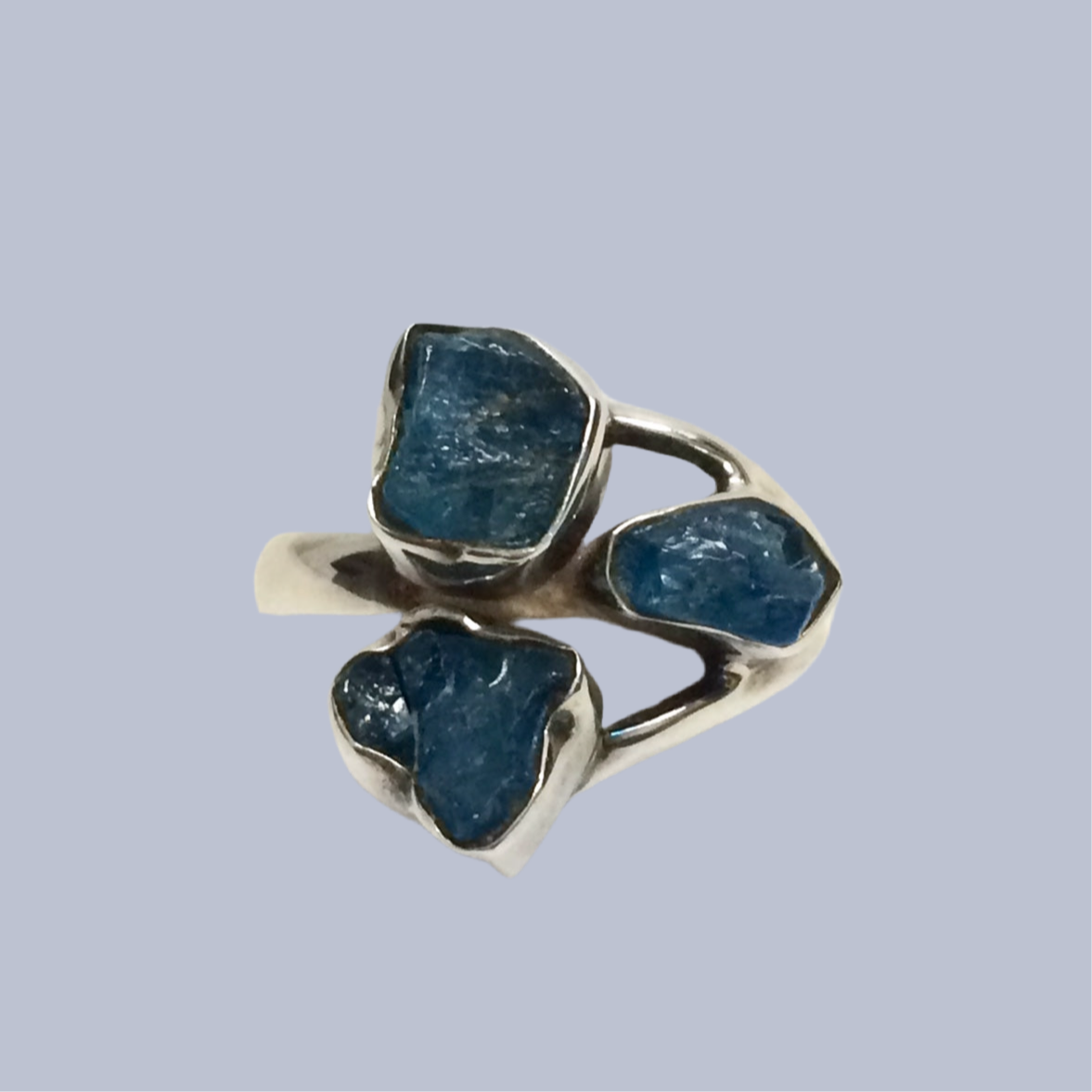 Apatite Free Form Ring