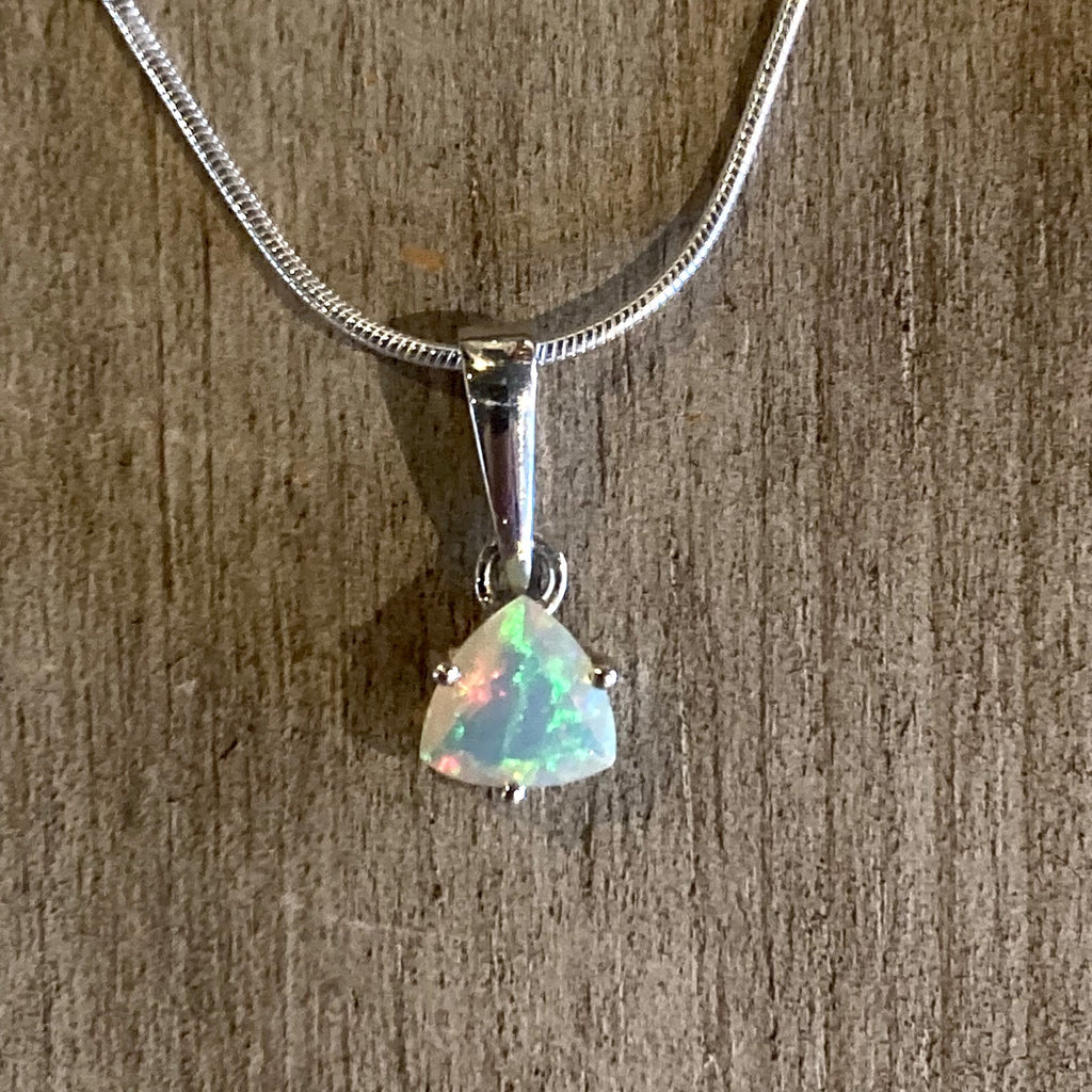 Welo Opal Pendant Trillion Cut