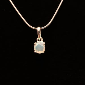 Welo Opal Pendant