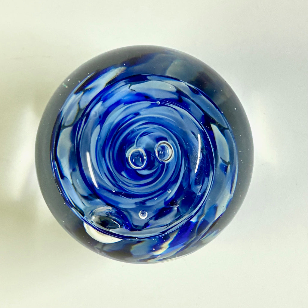 Round Paperweight Island Blue Mix
