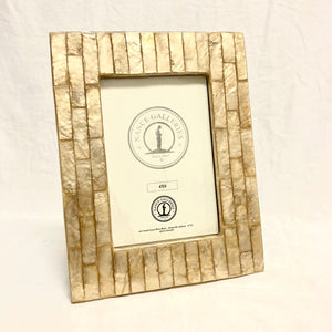 Golden Stripes Capiz Shell Frame 4"x6"