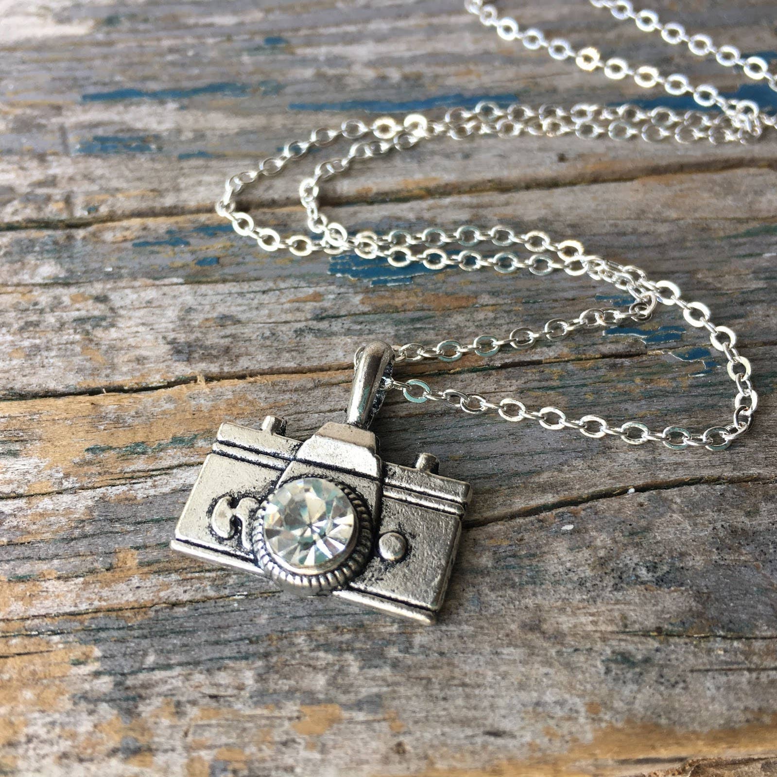 Capture the moment Camera Necklace