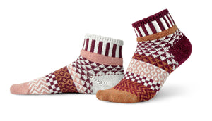 Solmate Socks Adult Quarter Amaranth