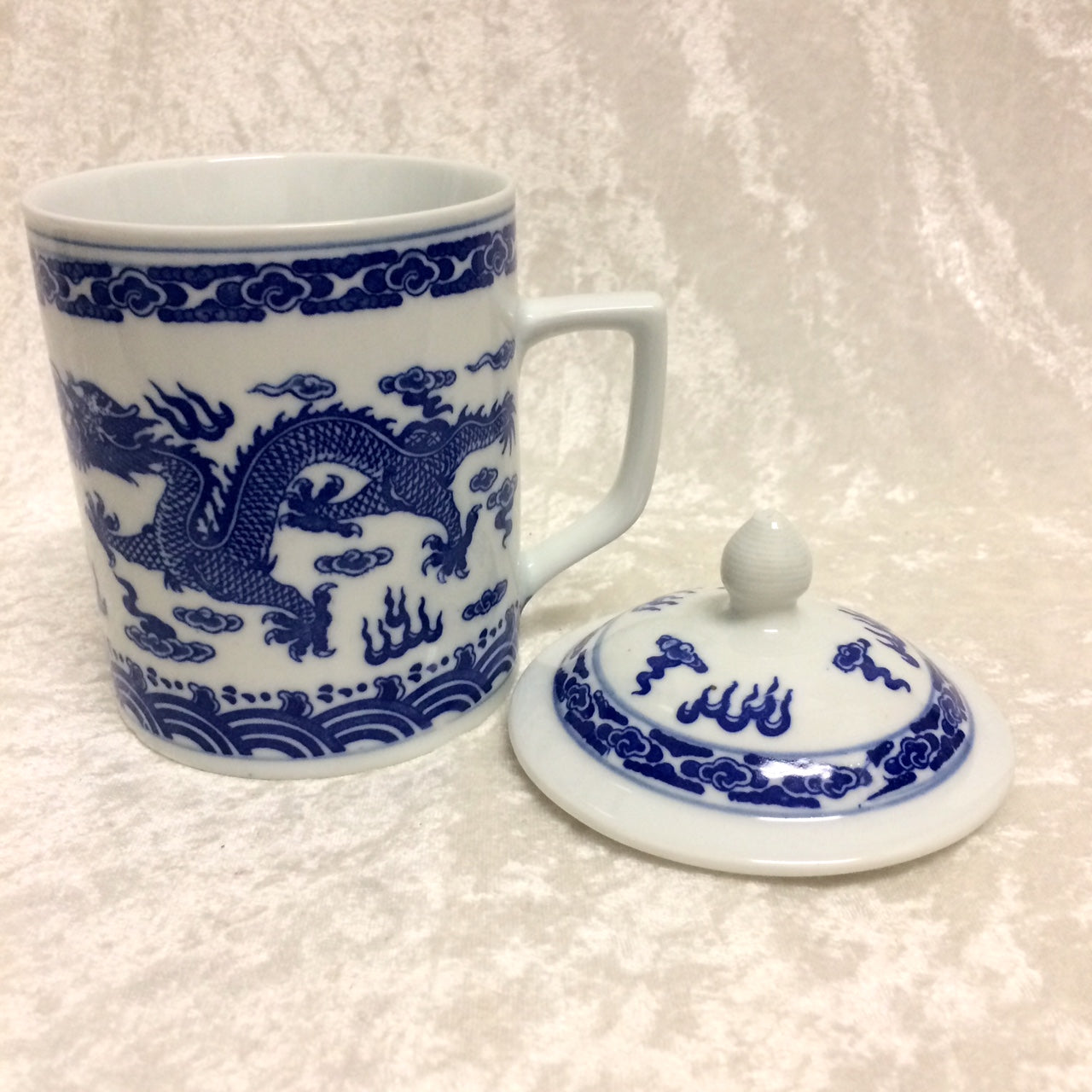 Lidded Blue & White Dragon Tea Mug
