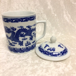 Lidded Blue & White Dragon Tea Mug