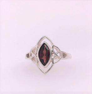 Triquetra Garnet Ring